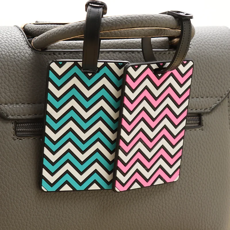 Geometrische bagagelabels voor - Men Accessories Name recensie en prijs